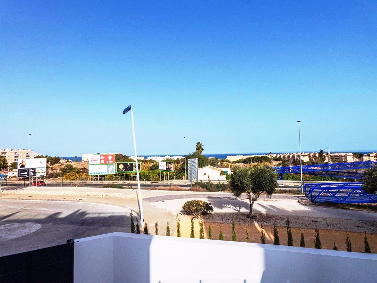WW410677-3 Bedrooms Ground Floor Duplex Apartment with comm. Pool, Garage & Sea Views-Guardamar | White Villas in Spain 3 Bedrooms Ground Floor Duplex Apartment with comm. Pool Garage Sea Views02