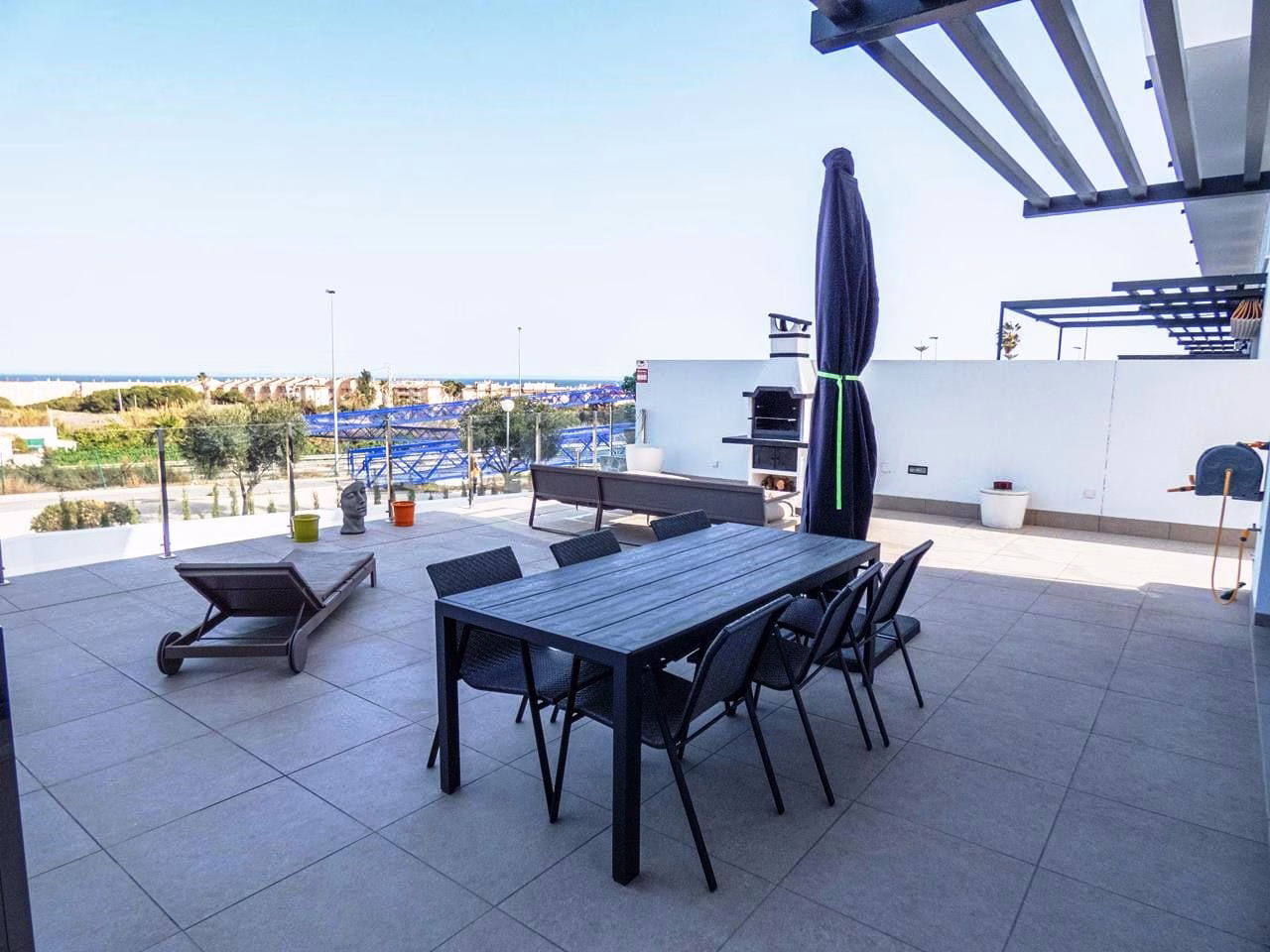 WW410677-3 Bedrooms Ground Floor Duplex Apartment with comm. Pool, Garage & Sea Views-Guardamar | White Villas in Spain 3 Bedrooms Ground Floor Duplex Apartment with comm. Pool Garage Sea Views04