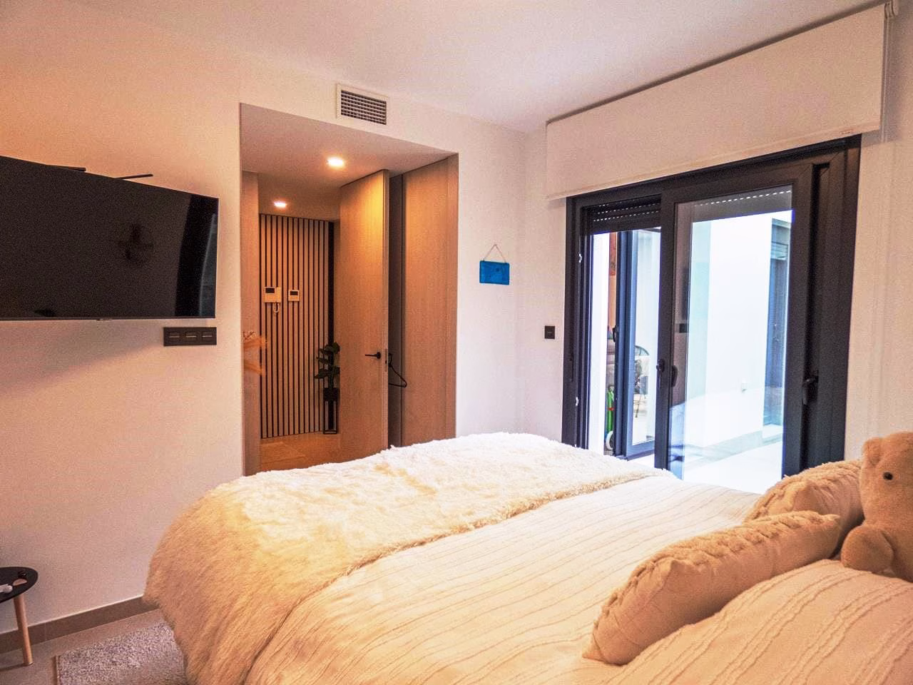 WW410677-3 Bedrooms Ground Floor Duplex Apartment with comm. Pool, Garage & Sea Views-Guardamar | White Villas in Spain 3 Bedrooms Ground Floor Duplex Apartment with comm. Pool Garage Sea Views26