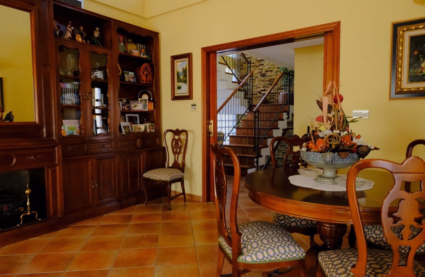 WW410670-5 Bedrooms Country Villa with above ground Pool, BBQ/Kitchen, Garage and 8500m2 of Lemon grove-Orihuela | White Villas in Spain 5 Bedrooms Country Villa with Pool Garage BBQ Kitchen Lemon Trees10