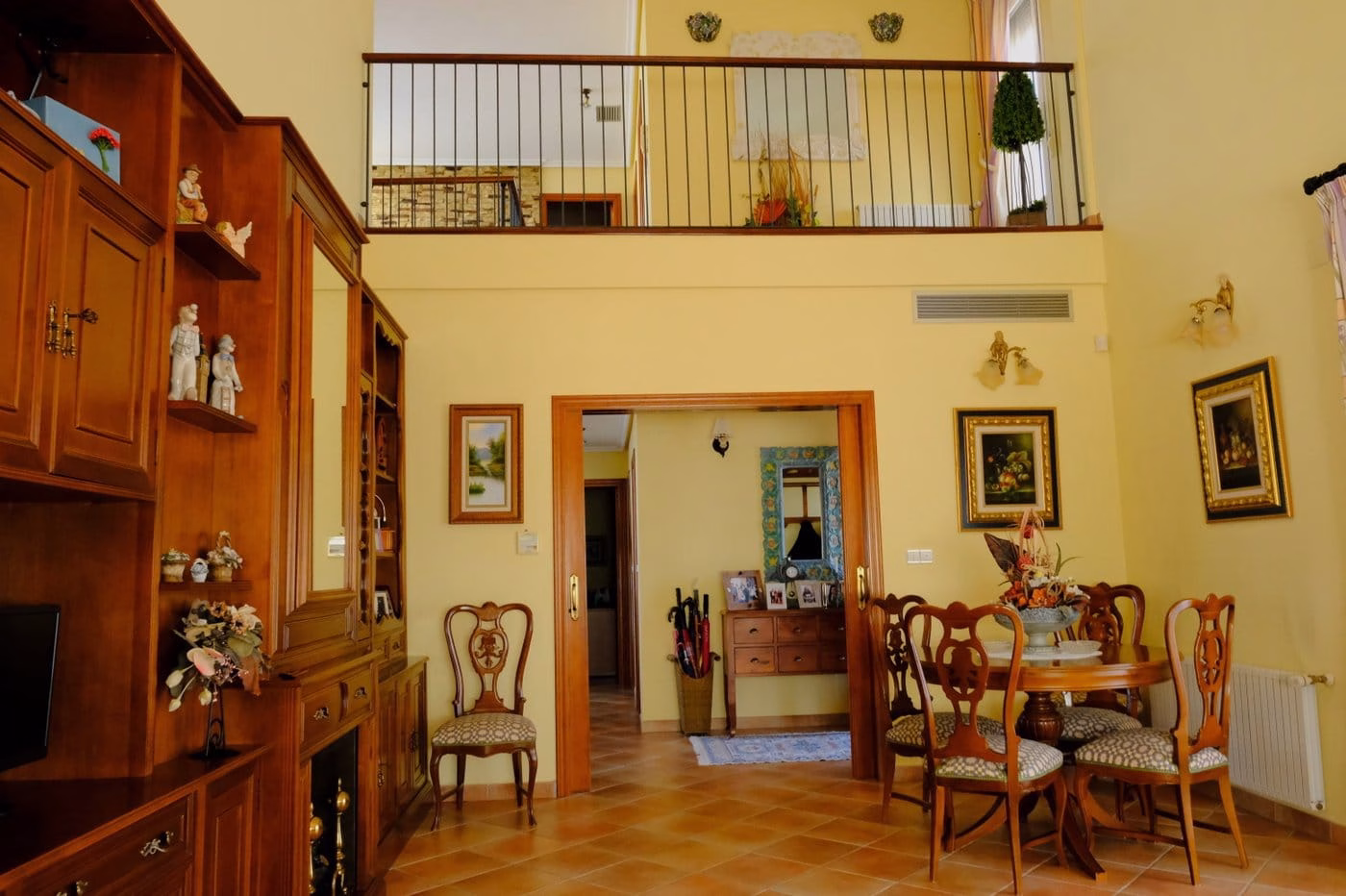 WW410670-5 Bedrooms Country Villa with above ground Pool, BBQ/Kitchen, Garage and 8500m2 of Lemon grove-Orihuela | White Villas in Spain 5 Bedrooms Country Villa with Pool Garage BBQ Kitchen Lemon Trees32
