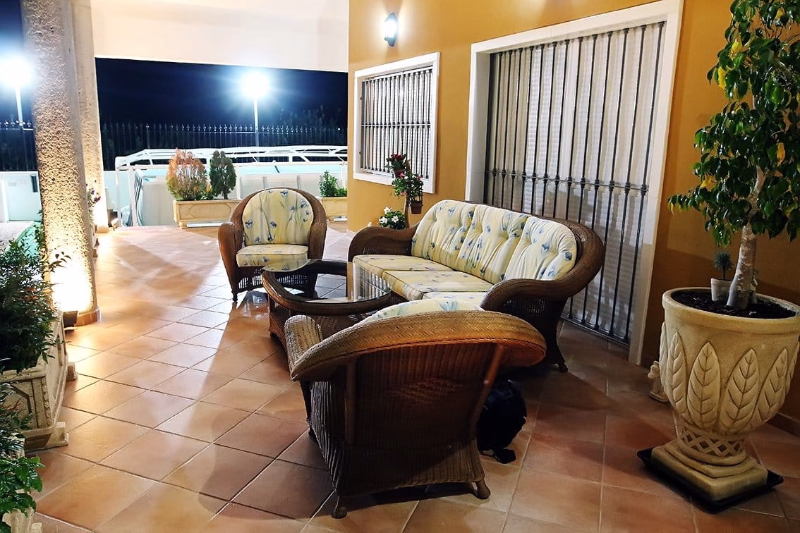 WW410670-5 Bedrooms Country Villa with above ground Pool, BBQ/Kitchen, Garage and 8500m2 of Lemon grove-Orihuela | White Villas in Spain 5 Bedrooms Country Villa with Pool Garage BBQ Kitchen Lemon Trees44