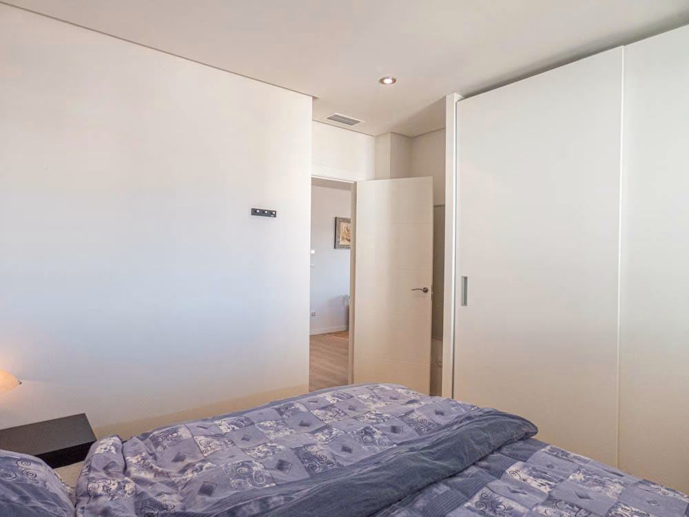 WW510147_4 Bedrooms Modern Apartment with comm. Pool, Indoor Pool, Gym and 2 Parkings_Los-Dolses_Orihuela-Costa | White Villas in Spain WhiteVillasInSpain 15 47