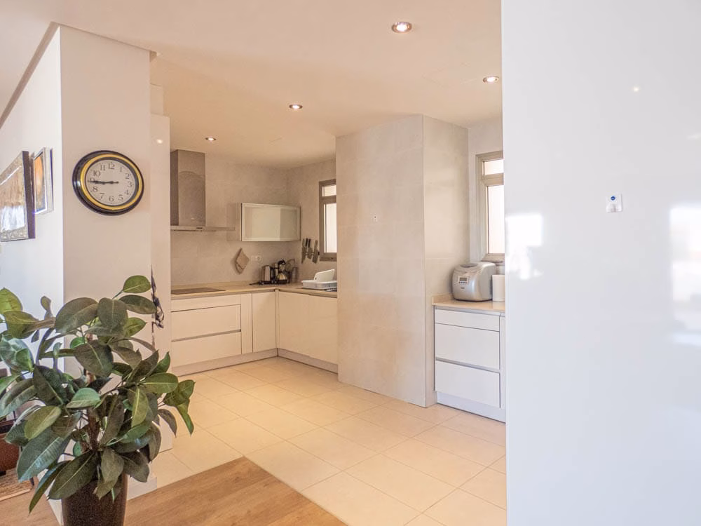 WW510147_4 Bedrooms Modern Apartment with comm. Pool, Indoor Pool, Gym and 2 Parkings_Los-Dolses_Orihuela-Costa | White Villas in Spain WhiteVillasInSpain 6 56