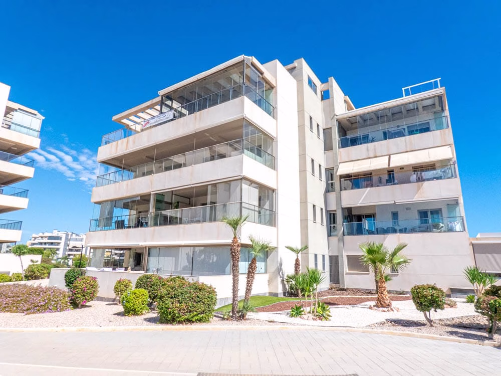 WW510147_4 Bedrooms Modern Apartment with comm. Pool, Indoor Pool, Gym and 2 Parkings_Los-Dolses_Orihuela-Costa | White Villas in Spain WhiteVillasInSpain01 8