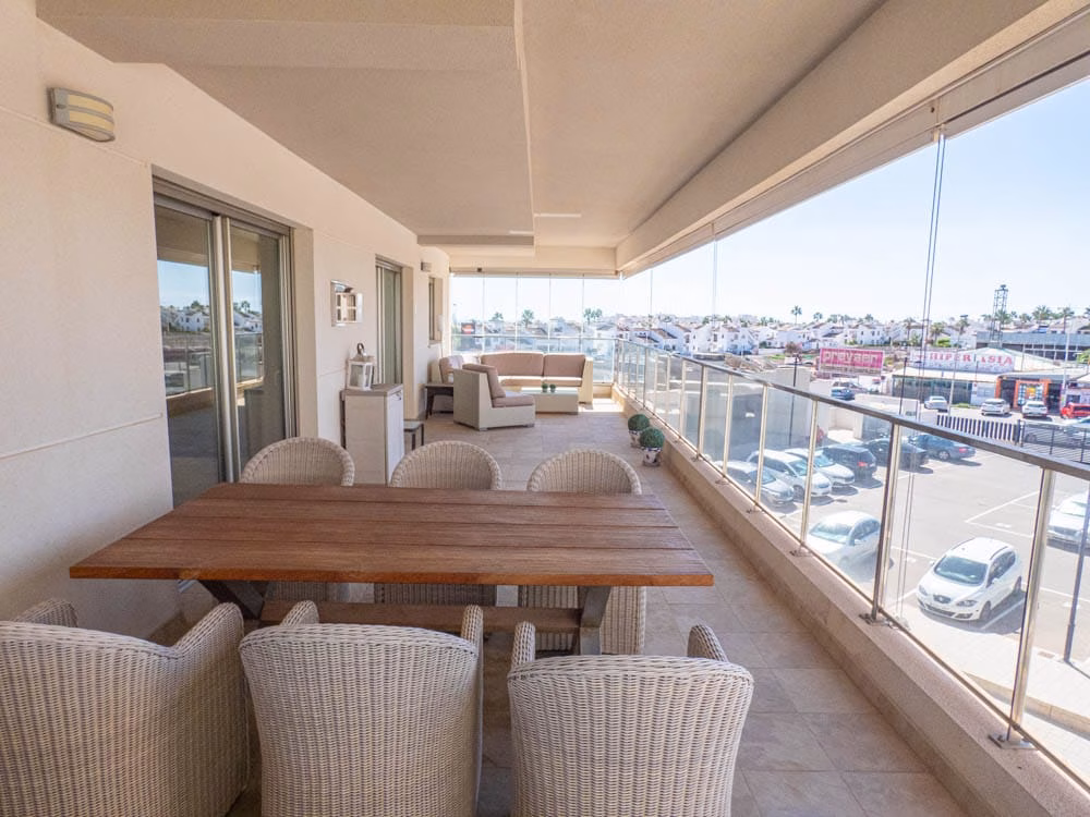 WW510147_4 Bedrooms Modern Apartment with comm. Pool, Indoor Pool, Gym and 2 Parkings_Los-Dolses_Orihuela-Costa | White Villas in Spain WhiteVillasInSpain07 8