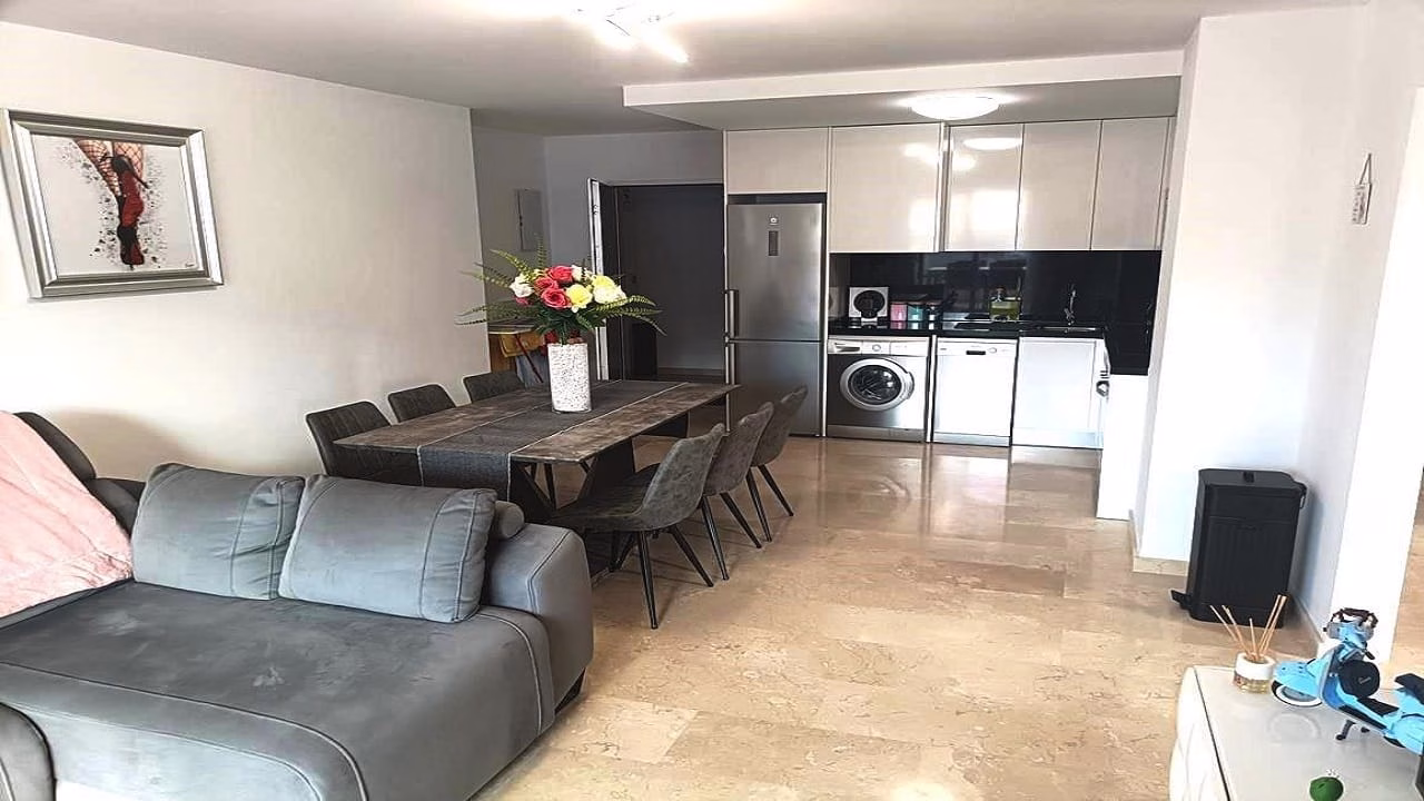 WV2460_2 Bedrooms, 1 Bathroom West Facing Apartment with comm. Pool, Parking & Playpark_Las Filipinas_VILLAMARTIN | White Villas in Spain WhiteVillasInSpain04