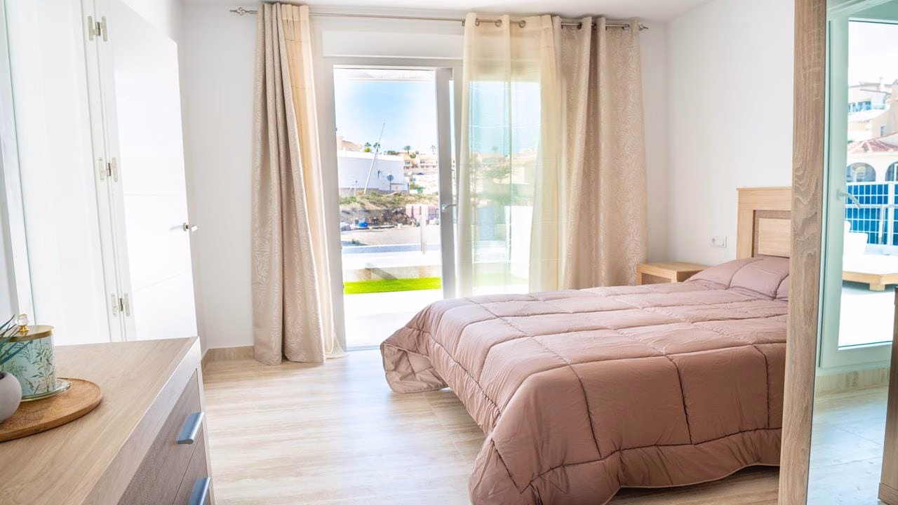 WV2472_5 Bedrooms New Build Villa with Pool, Parking, Under built, Solarium and Golf views_LA MARQUESA_Ciudad Quesada_Rojales | White Villas in Spain WhiteVillasInSpain17 4