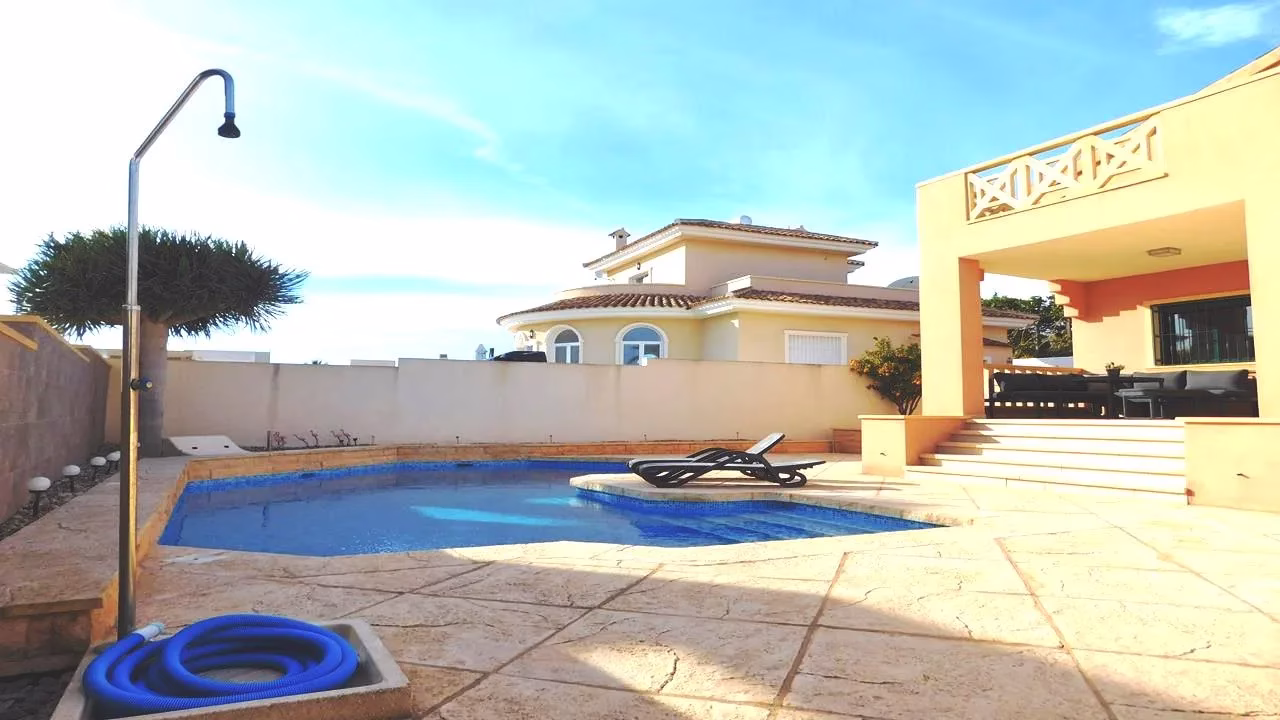 WT0029_4 Bedrooms Detached Villa with Pool, Parking and Solarium_CIUDAD QUESADA_ROJALES | White Villas in Spain WhiteVillasInSpain06 41