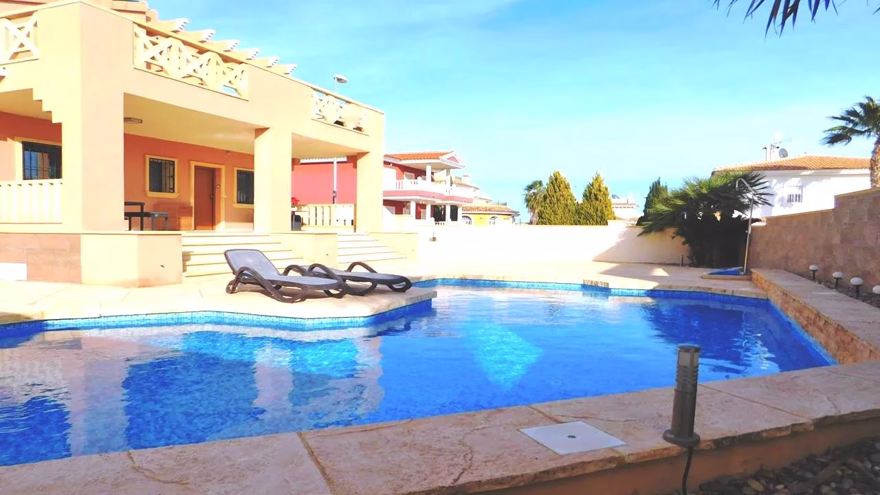 WT0029_4 Bedrooms Detached Villa with Pool, Parking and Solarium_CIUDAD QUESADA_ROJALES | White Villas in Spain WhiteVillasInSpain08 40