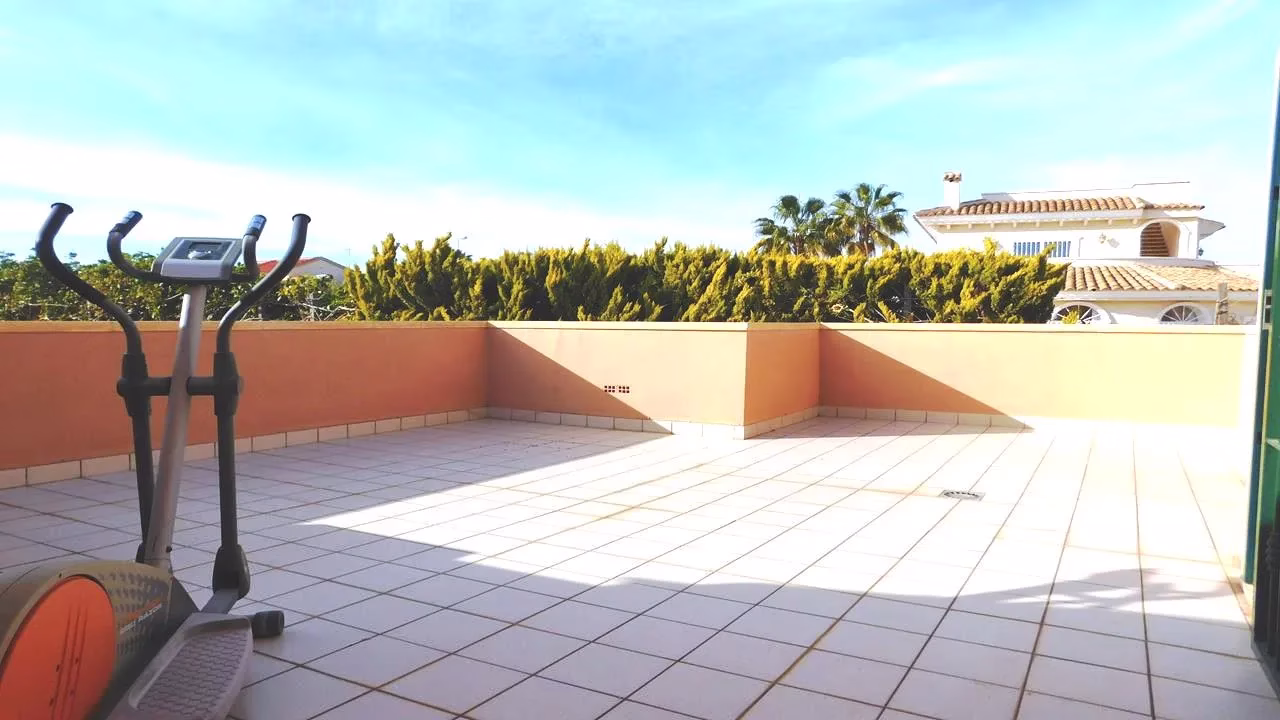 WT0029_4 Bedrooms Detached Villa with Pool, Parking and Solarium_CIUDAD QUESADA_ROJALES | White Villas in Spain WhiteVillasInSpain39 17