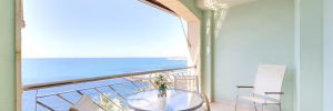 3 Bedrooms Beachfront Apartment on 4th Floor with Lift Access, Terrace, Solarium and Parking_TORREVIEJA