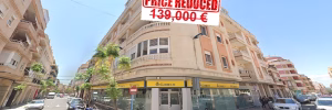 2 Bedrooms Apartment on 1st Floor with Lift Access and Terrace, 400m to Beach_TORREVIEJA