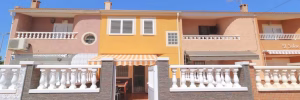 3 Bedrooms Townhouse with Front, Back terrace and Off-Road Parking_TORREVIEJA