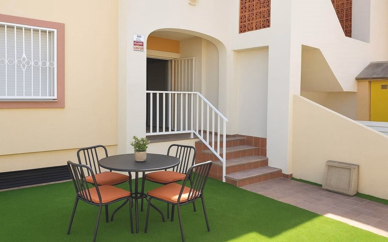 WV2510_2 Bedrooms Reformed Ground Floor Apartment with Front Terrace and 2 comm. Pools_LA ZENIA_ORIHUELA COSTA | White Villas in Spain WhiteVillasInSpain08 6