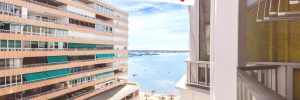 3 Bedrooms Beachfront Apartment on 5th Floor with comm. Pool Lift Access, Terrace and Sea Views_TORREVIEJA