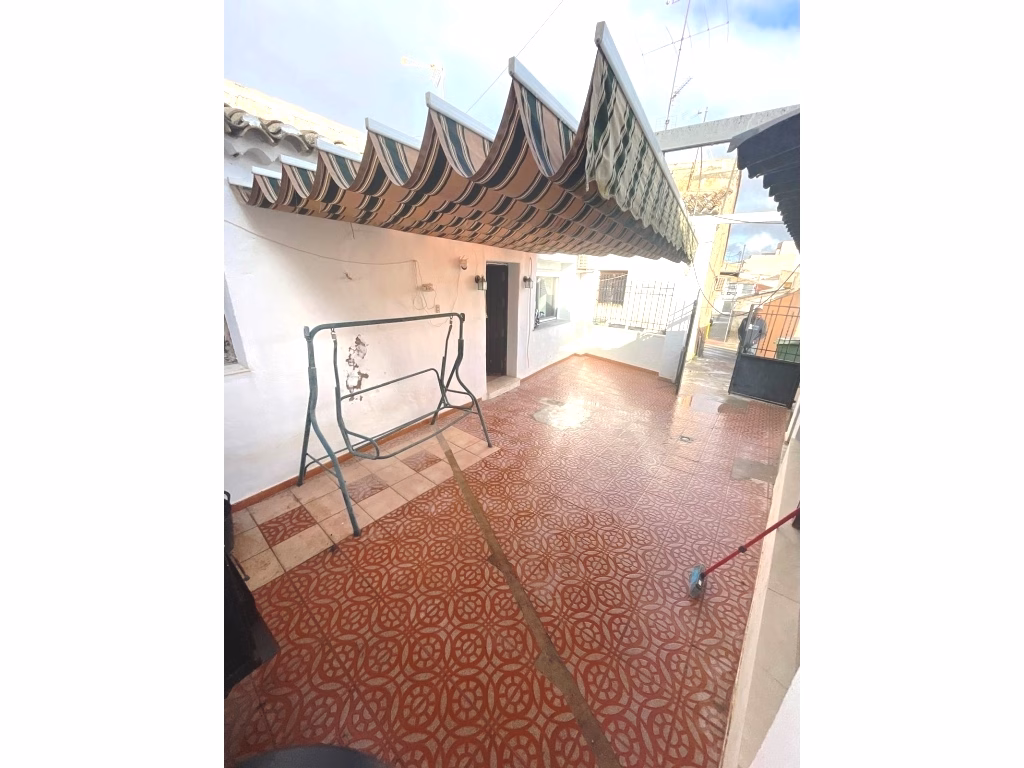WMP6217_2 Bedrooms Village House with to reform Cave and extra 200m2 Plot_PINOSO | White Villas in Spain WhiteVillasInSpain03 32