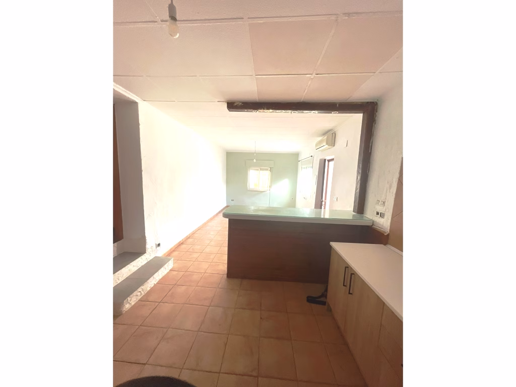WMP6217_2 Bedrooms Village House with to reform Cave and extra 200m2 Plot_PINOSO | White Villas in Spain WhiteVillasInSpain07 32