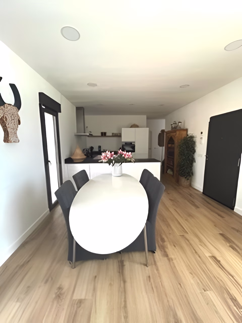 WMP6173_3 Bedrooms Modern Detached Villa with Pool on a 12.000m2 Plot_PINOSO | White Villas in Spain WhiteVillasInSpain10 28