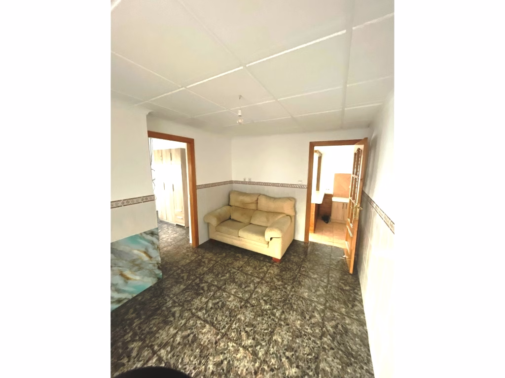 WMP6217_2 Bedrooms Village House with to reform Cave and extra 200m2 Plot_PINOSO | White Villas in Spain WhiteVillasInSpain11 31