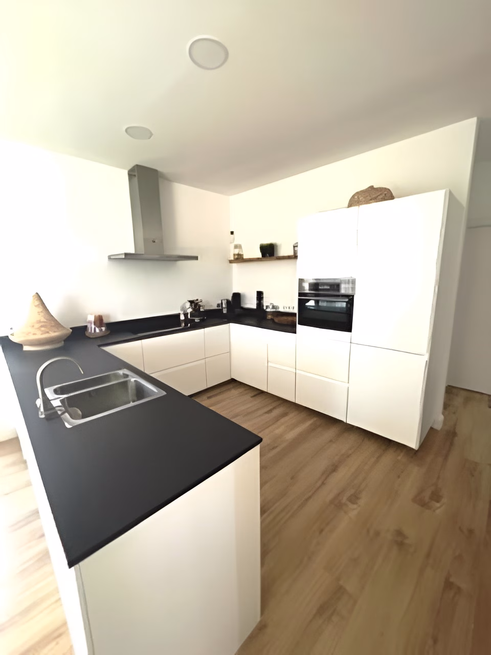 WMP6173_3 Bedrooms Modern Detached Villa with Pool on a 12.000m2 Plot_PINOSO | White Villas in Spain WhiteVillasInSpain13 27