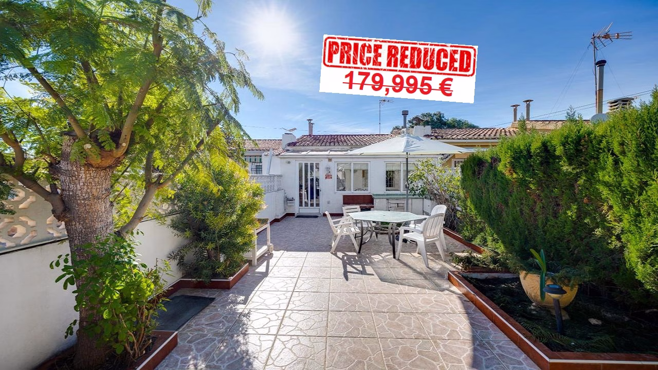 2 Bedrooms Terraced Bungalow with Front Garden, Glazed-in Terrace, Solarium and Off-road Parking_TORREVIEJA_CALAS BLANCAS