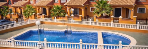 2 Bedrooms Furnished Detached Villa with comm. Pool, Off-road Parking and Solarium_TORREVIEJA