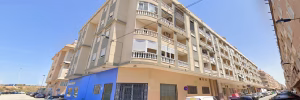 3 Bedrooms Apartment on 2nd-Floor with Lift Access and Terrace, 600m to Beach_TORREVIEJA