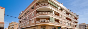 3 Bedrooms Apartment on 1st Floor with Lift Access, Terrace and Underground Parking, 200m to the Beach_TORREVIEJA