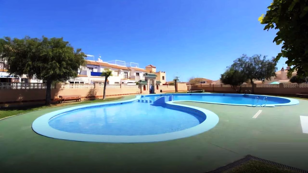 2 Bedrooms Bungalow with comm. Pool, Front Garden and Internal patio_LA FLORIDA_ORIHUELA COSTA
