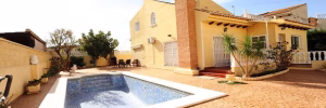 Bedrooms Detached Villa with Pool, BBQ, Garage and Solarium, 250m to the Beach_PLAYA FLAMENCA_ORIHUELA COSTA