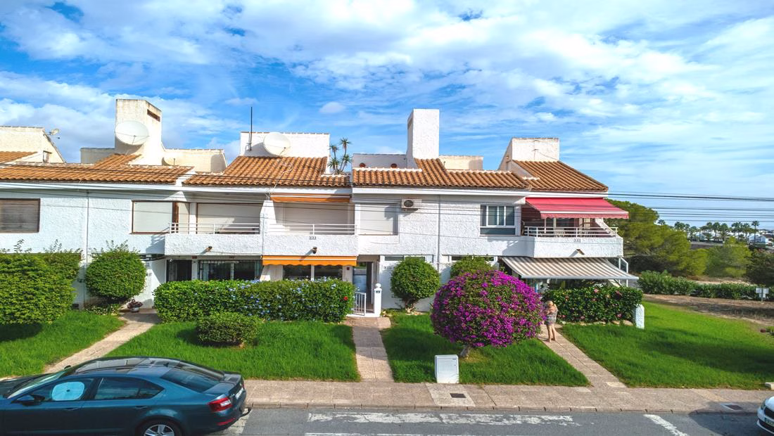 Ref: WV2571 — VILLAMARTIN – 2 Bedrooms Modern reformed Ground Floor Apartment with Storage, Front and Rear Terrace. | White Villas in Spain WhiteVillasInSpain02 48