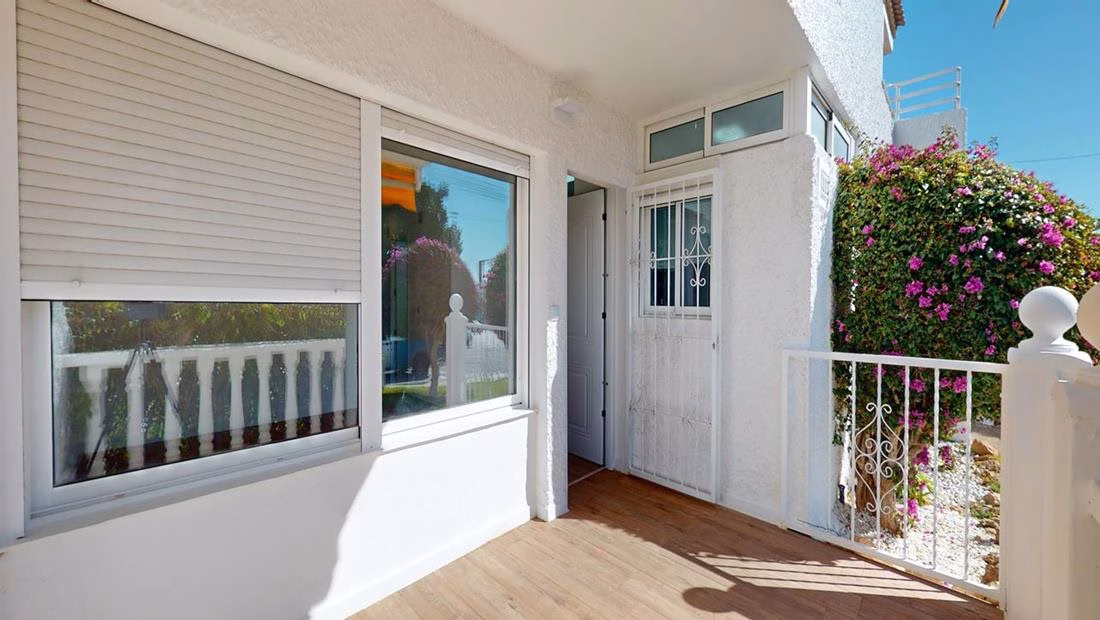 Ref: WV2571 — VILLAMARTIN – 2 Bedrooms Modern reformed Ground Floor Apartment with Storage, Front and Rear Terrace. | White Villas in Spain WhiteVillasInSpain09 47