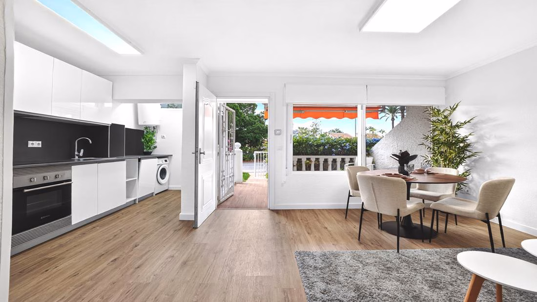 Ref: WV2571 — VILLAMARTIN – 2 Bedrooms Modern reformed Ground Floor Apartment with Storage, Front and Rear Terrace. | White Villas in Spain WhiteVillasInSpain15 42