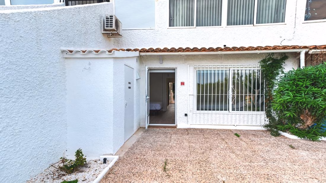 Ref: WV2571 — VILLAMARTIN – 2 Bedrooms Modern reformed Ground Floor Apartment with Storage, Front and Rear Terrace. | White Villas in Spain WhiteVillasInSpain30 19