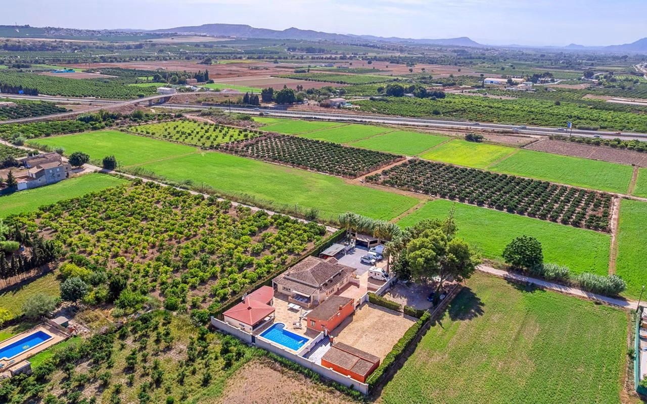 WP849_6 Bedrooms Equestrian Property with Pool, Outside BBQ/Kitchen, Guest House and 3 Box Stable Block_HEREDADES_ROJALES_ALMORADI | White Villas in Spain WhiteVillasInSpain03 18