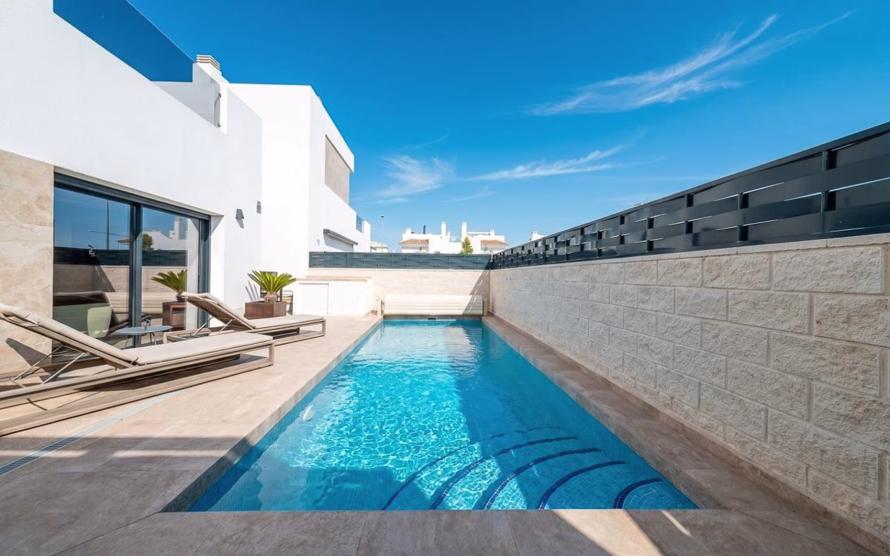 WV2592_3 Bedrooms Modern Detached Villa with Pool, Solarium and Parking_LO MARABU_CIUDAD QUESADA_ROJALES | White Villas in Spain WhiteVillasInSpain06 16