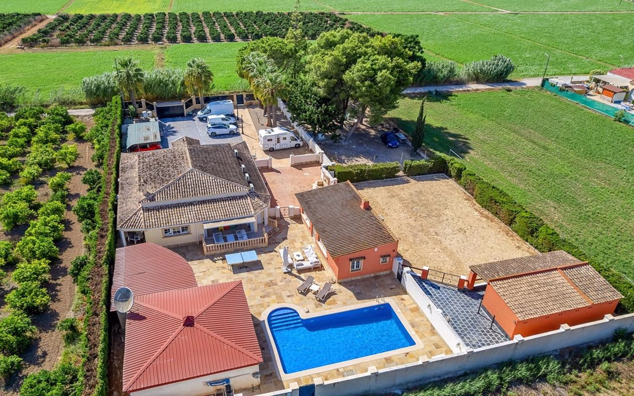WP849_6 Bedrooms Equestrian Property with Pool, Outside BBQ/Kitchen, Guest House and 3 Box Stable Block_HEREDADES_ROJALES_ALMORADI | White Villas in Spain WhiteVillasInSpain06 17