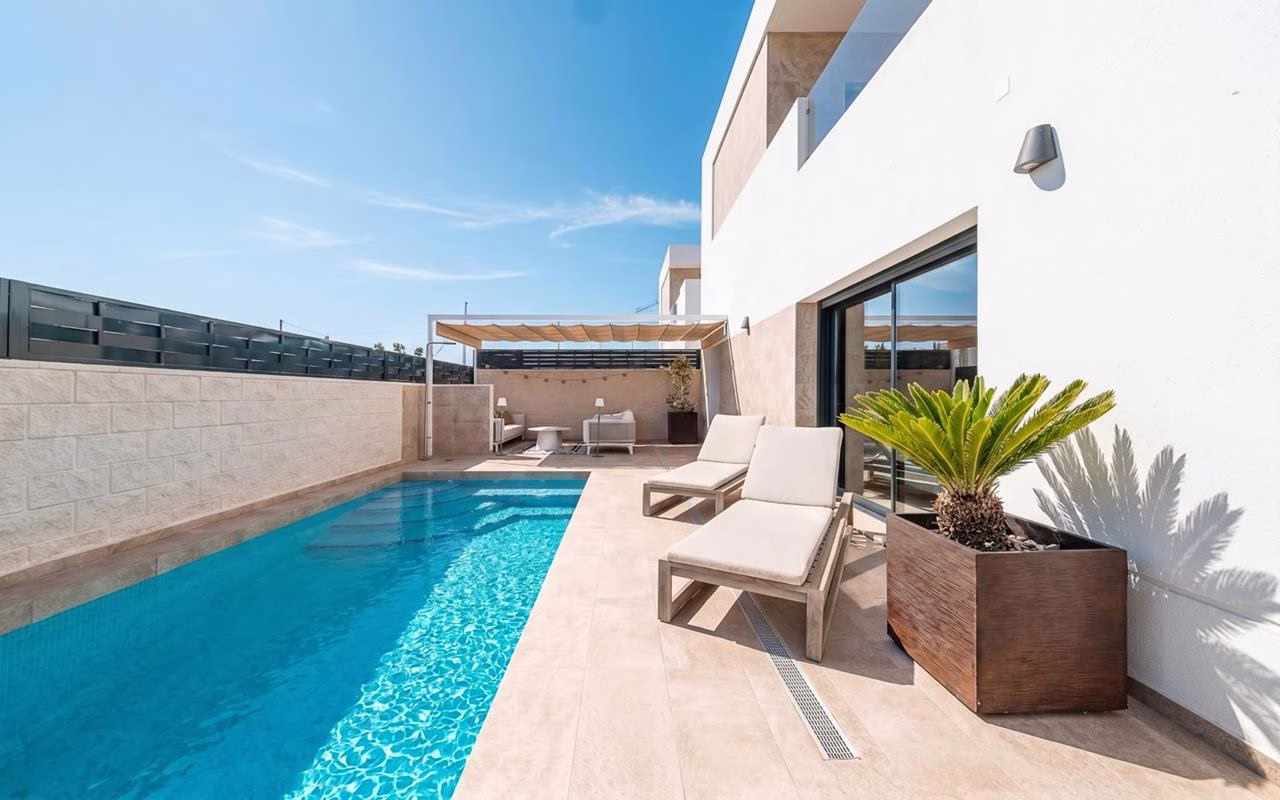 WV2592_3 Bedrooms Modern Detached Villa with Pool, Solarium and Parking_LO MARABU_CIUDAD QUESADA_ROJALES | White Villas in Spain WhiteVillasInSpain07 16