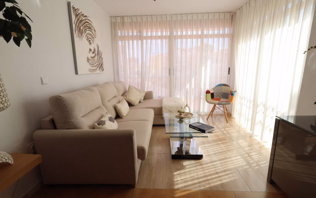 WIH3001_1 Bedroom Apartment on 1st Floor with Lift Access and Terrace, 250m to the Beach_MAR AZUL_TORREVIEJA | White Villas in Spain WhiteVillasInSpain07 34
