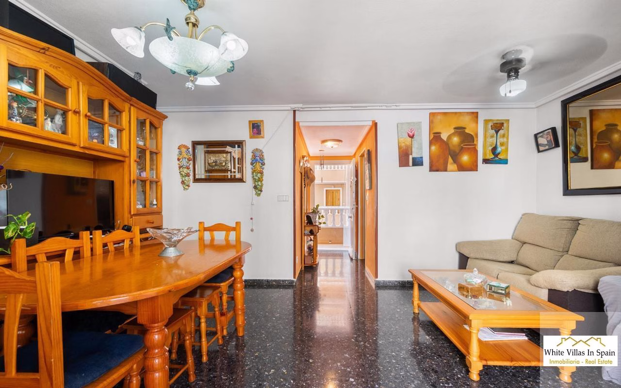 WV2593_2 Bedrooms Apartment on 2nd Floor with comm. Pool, Terrace and Lift Access_ Punta Prima_Torrevieja | White Villas in Spain WhiteVillasInSpain09 20