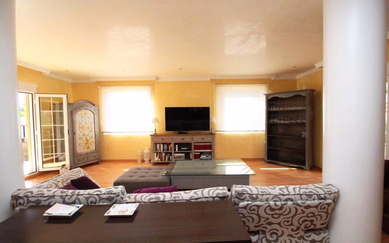 WIH2401_5 Bedrooms Detached Villa with Pool and 2 separate Guest Apartments, 200m to the Beach_CABO ROIG_ORIHUELA COSTA | White Villas in Spain WhiteVillasInSpain12 23