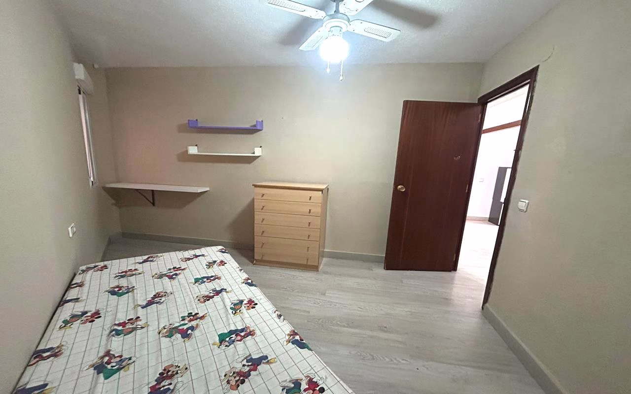 Ref: WTi2120 — TORREVIEJA – 2 Bedrooms Apartment on 3rd Floor with comm. Pool, Terrace and Parking, 170m to the Beach. | White Villas in Spain WhiteVillasInSpain18 16