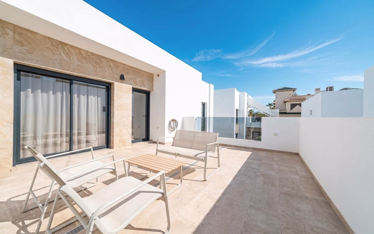 WV2592_3 Bedrooms Modern Detached Villa with Pool, Solarium and Parking_LO MARABU_CIUDAD QUESADA_ROJALES | White Villas in Spain WhiteVillasInSpain21 10