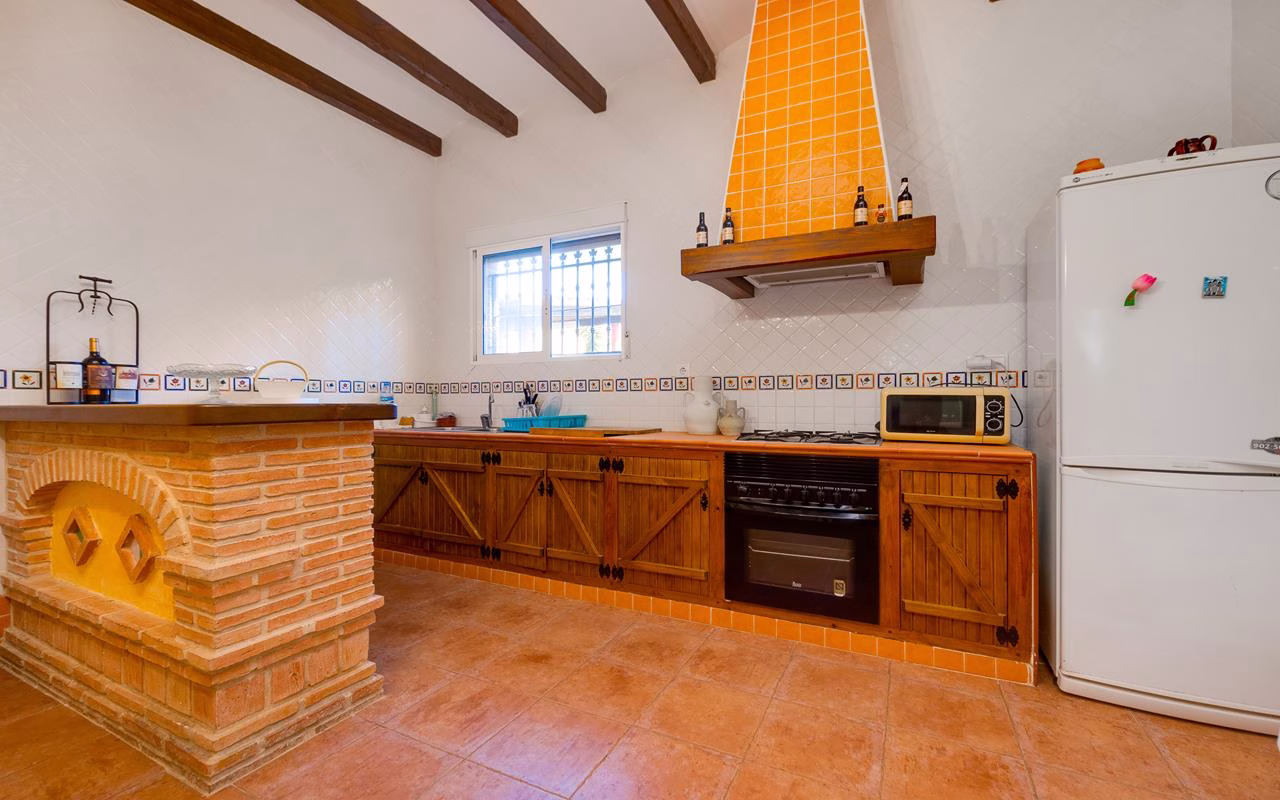 WS5415_5 Bedrooms Detached Villa with Pool, Garage, BBQ/Kitchen and Separate Guest Accommodation_SAN MIGUEL DE SALINAS | White Villas in Spain WhiteVillasInSpain26 4