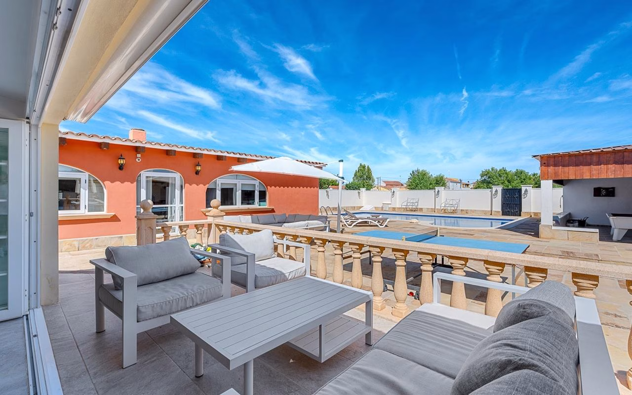 WP849_6 Bedrooms Equestrian Property with Pool, Outside BBQ/Kitchen, Guest House and 3 Box Stable Block_HEREDADES_ROJALES_ALMORADI | White Villas in Spain WhiteVillasInSpain32 6