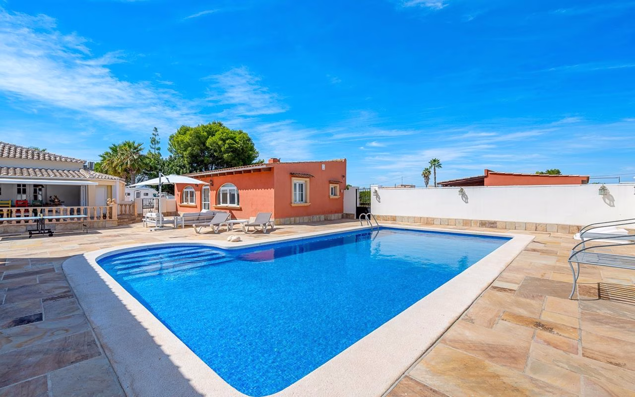 WP849_6 Bedrooms Equestrian Property with Pool, Outside BBQ/Kitchen, Guest House and 3 Box Stable Block_HEREDADES_ROJALES_ALMORADI | White Villas in Spain WhiteVillasInSpain34 6