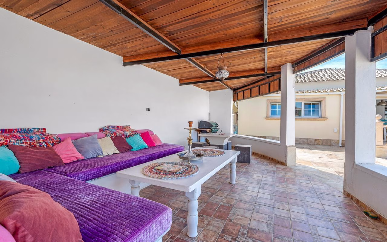 WP849_6 Bedrooms Equestrian Property with Pool, Outside BBQ/Kitchen, Guest House and 3 Box Stable Block_HEREDADES_ROJALES_ALMORADI | White Villas in Spain WhiteVillasInSpain38 6