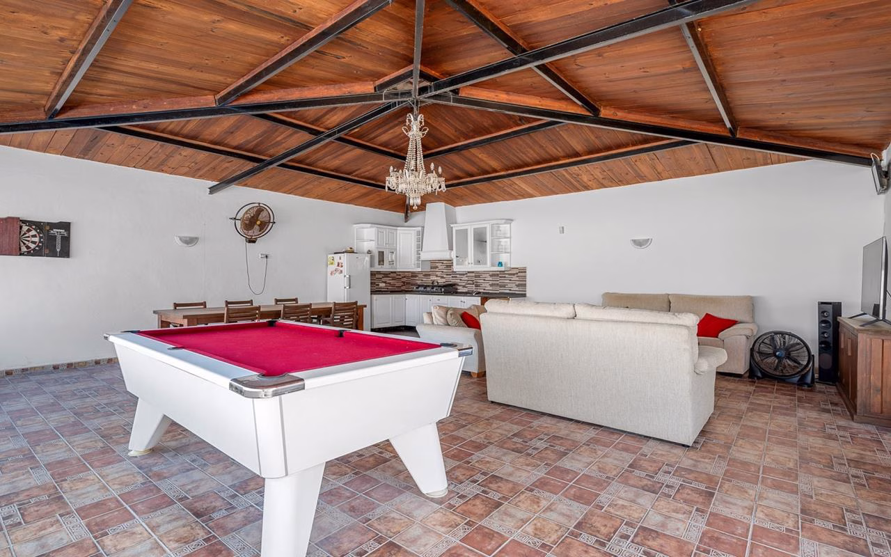 WP849_6 Bedrooms Equestrian Property with Pool, Outside BBQ/Kitchen, Guest House and 3 Box Stable Block_HEREDADES_ROJALES_ALMORADI | White Villas in Spain WhiteVillasInSpain39 6