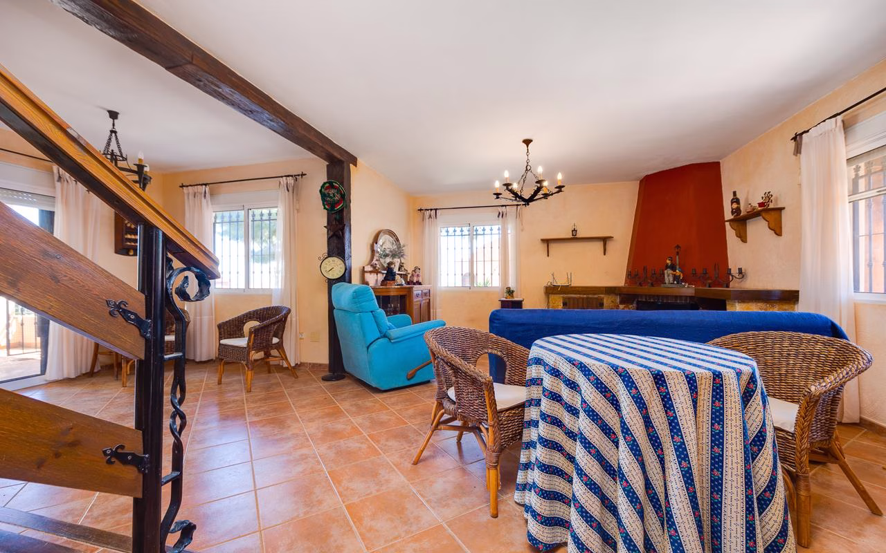 WS5415_5 Bedrooms Detached Villa with Pool, Garage, BBQ/Kitchen and Separate Guest Accommodation_SAN MIGUEL DE SALINAS | White Villas in Spain WhiteVillasInSpain42 4